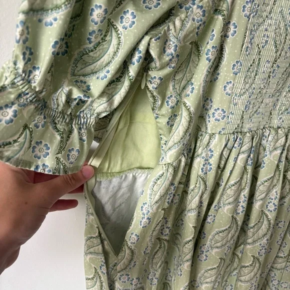 fashion nova green satin dress Green Leaves Painting Women's V-Neck Flutter Sleeve Midi Dress main image 0
